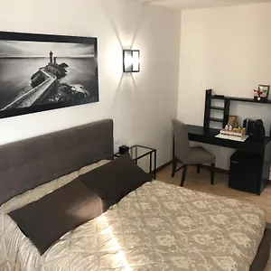 https://villa-trevisi-rooms.hotelinveneto.com